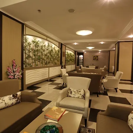Hotel Grand 4*